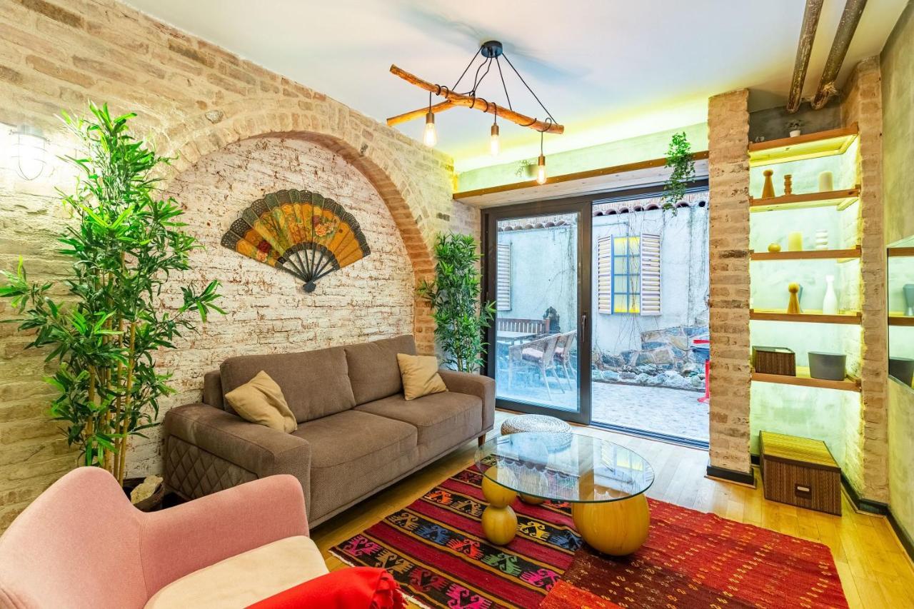 Missafir Well-Designed Apartment With Calming Backyard In The Heart Of Nisantasi, Sisli Provincia di Provincia di Istanbul Esterno foto